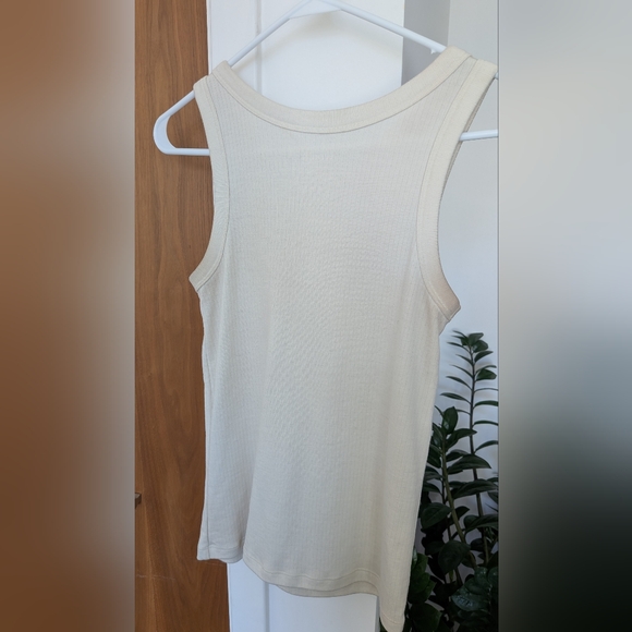 Wool& Lily Ribbed Tank - Picture 3 of 6